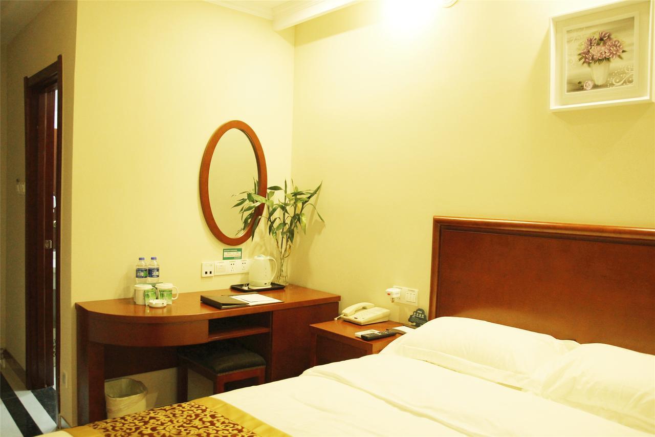Greentree Inn Xinjiang Fukang Fukang Business Hotel Csangcsi Kültér fotó