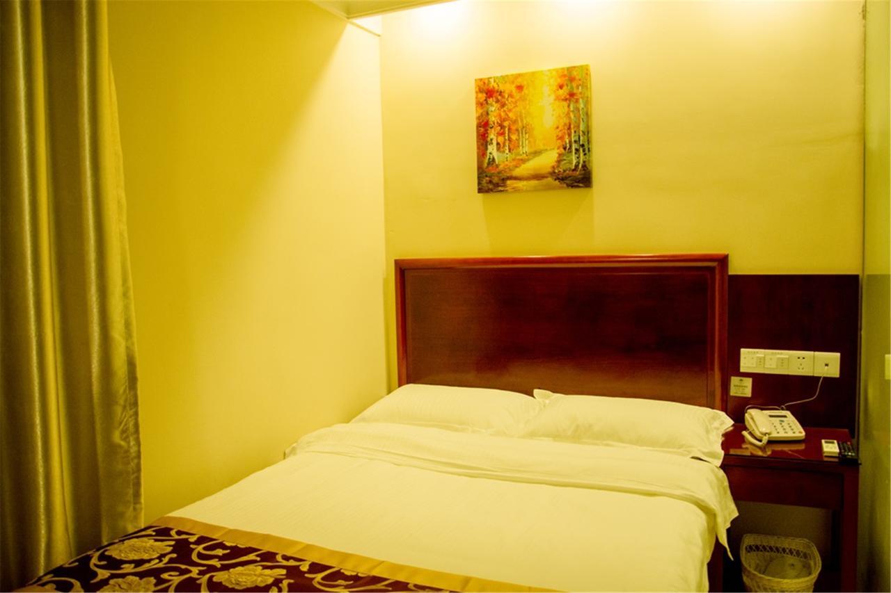 Greentree Inn Xinjiang Fukang Fukang Business Hotel Csangcsi Kültér fotó